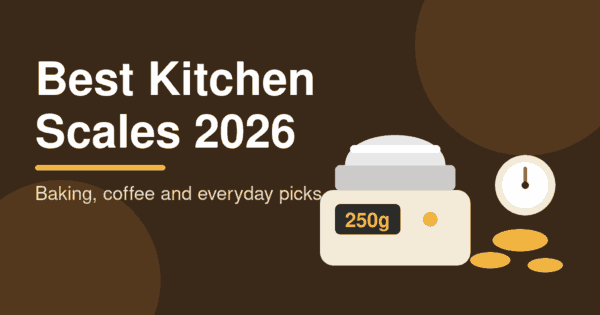 Flat illustration of a digital kitchen scale with a mixing bowl, a dial scale and baking ingredients, header for the best kitchen scales 2026 article